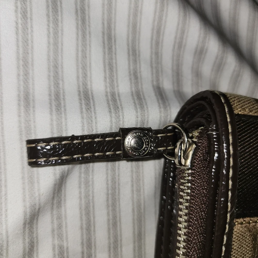 EUC 3 piece Coach set - Picture 9 of 12